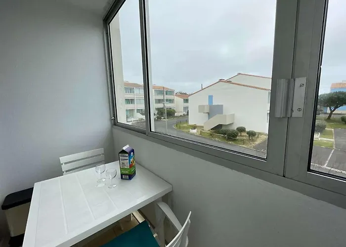 3 Pièces Avec Balcon, Parking Privé Et 6 Couchages - - Fr-1-224c-185 Apartamento