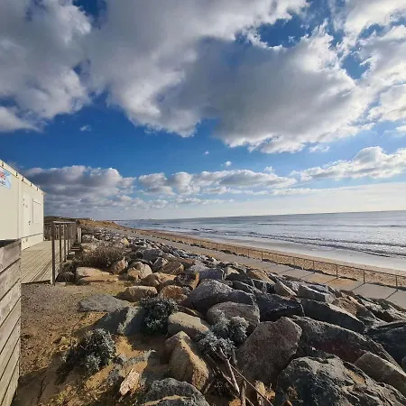 3 Pieces Avec Balcon, Parking Prive Et 6 Couchages - - Fr-1-224c-185